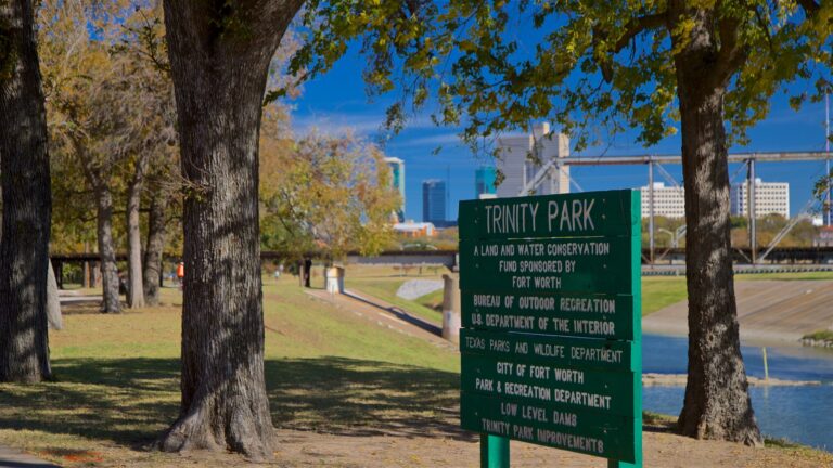 333409-Trinity-Park